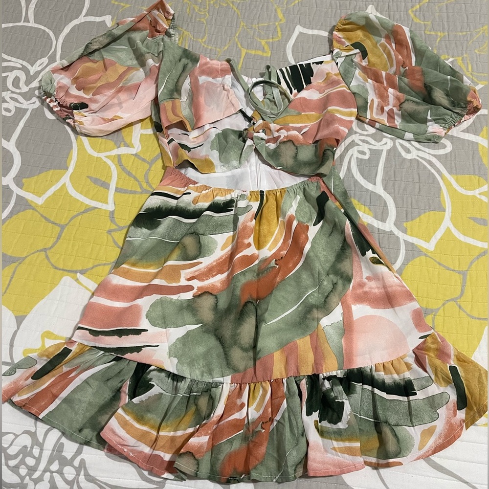 Floral mini dress perfect for summer